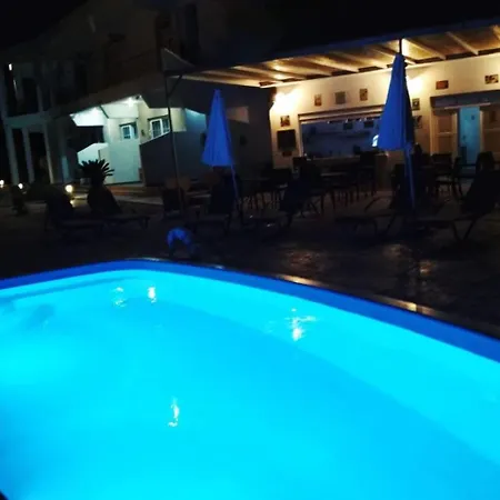 Apartahotel River's 3*